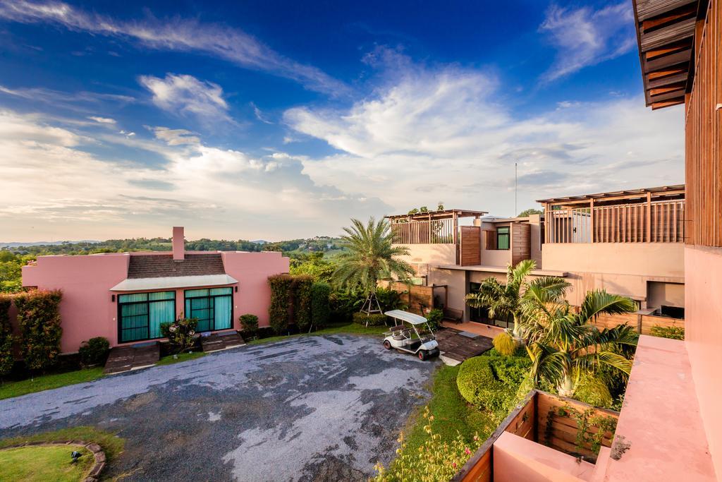 Phukumhom Khao Yai Hotel Wangkata Exterior photo